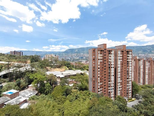 Apartamento en venta en Villa Del Parque, Itagüí · foto 8 de 17