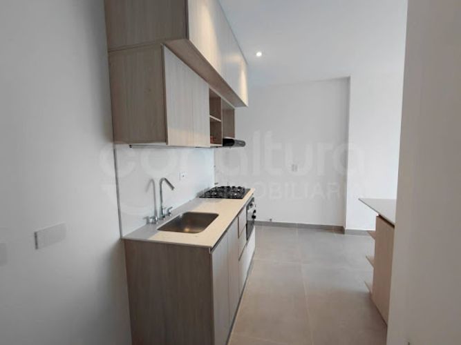 Apartamento de 2 alcobas en venta en Cristo Rey, Itagüí, 57 m² · foto 3 de 17