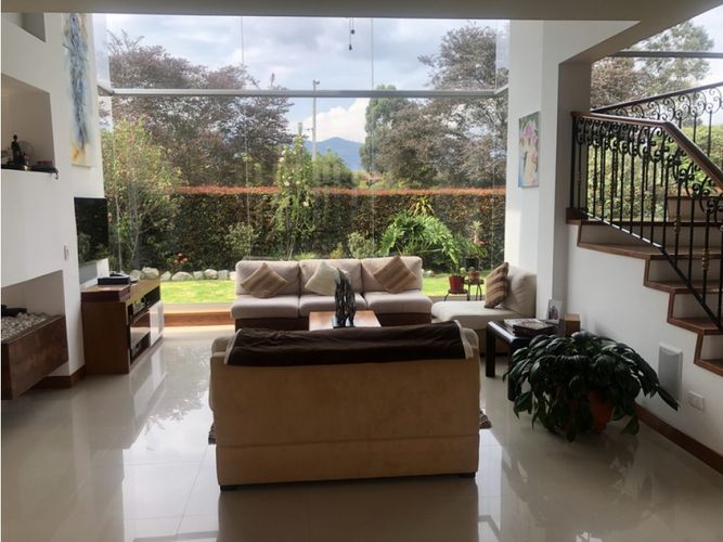 Casa de 5 alcobas en venta en Pueblo Viejo, Cota, 583 m² · foto 11 de 24