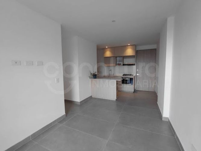 Apartamento de 2 alcobas en venta en Cristo Rey, Itagüí, 57 m² · foto 5 de 17