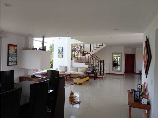 Casa de 5 alcobas en venta en Pueblo Viejo, Cota, 583 m² · foto 13 de 24