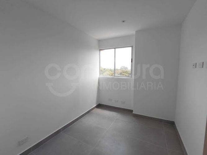 Apartamento de 2 alcobas en venta en Cristo Rey, Itagüí, 57 m² · foto 9 de 17