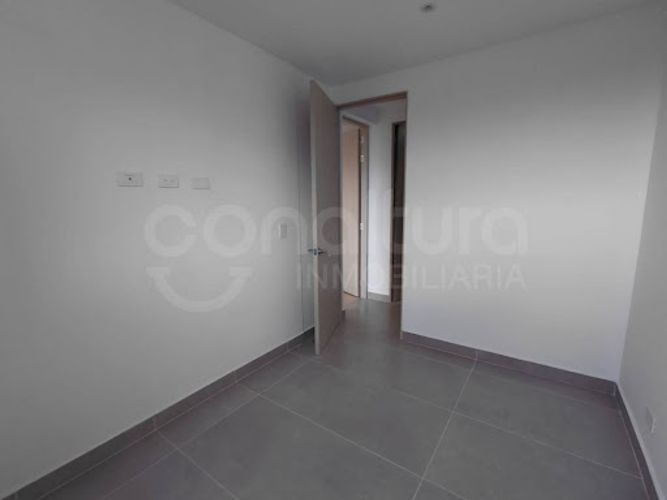 Apartamento de 2 alcobas en venta en Cristo Rey, Itagüí, 57 m² · foto 10 de 17