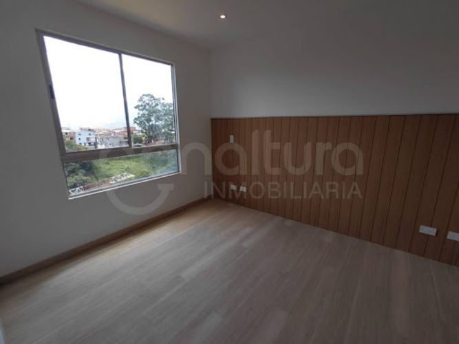 Apartamento de 2 alcobas en venta en Cristo Rey, Itagüí, 57 m² · foto 12 de 17