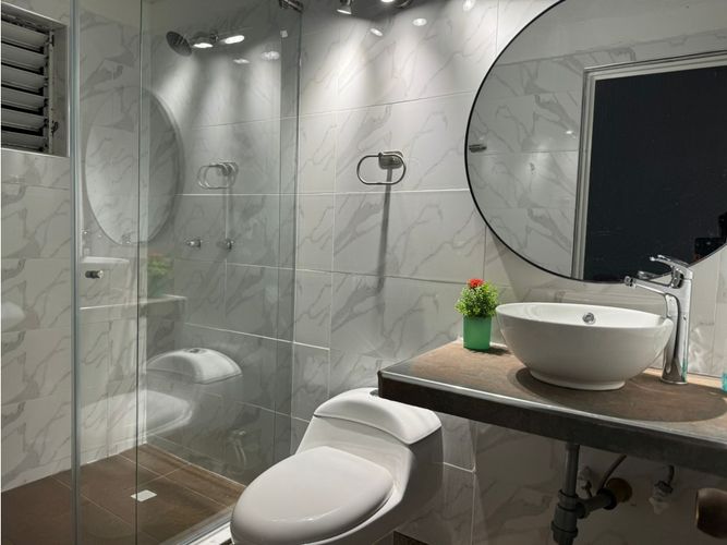 Casa de 5 alcobas en venta en Girardot, Girardot, 580 m² · foto 10 de 10