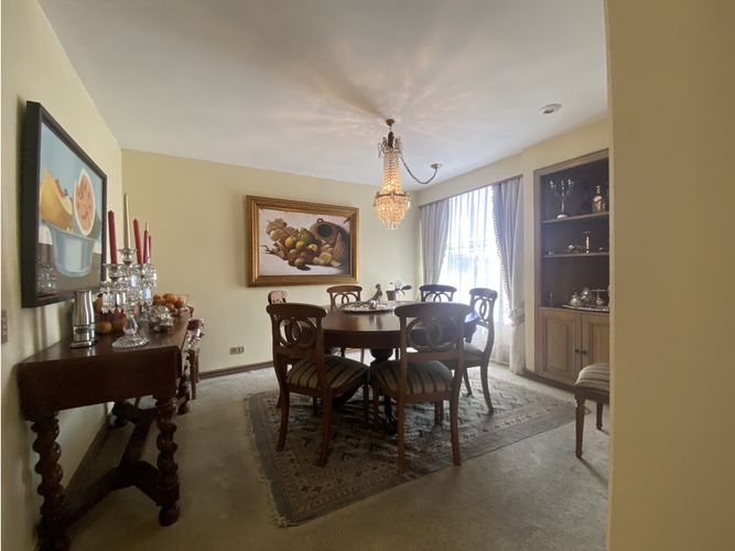 Apartamento de 3 alcobas en venta en La Carolina, Bogotá, 208 m² · foto 7 de 22