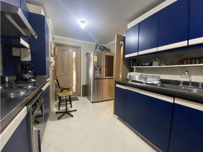 Apartamento de 3 alcobas en venta en La Carolina, Bogotá, 208 m² · foto 10 de 22