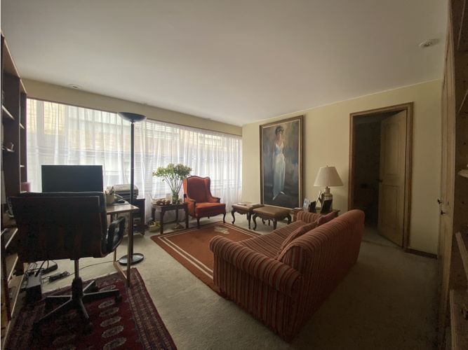 Apartamento de 3 alcobas en venta en La Carolina, Bogotá, 208 m² · foto 13 de 22