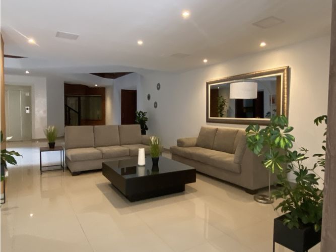 Apartamento de 3 alcobas en venta en La Carolina, Bogotá, 208 m² · foto 20 de 22