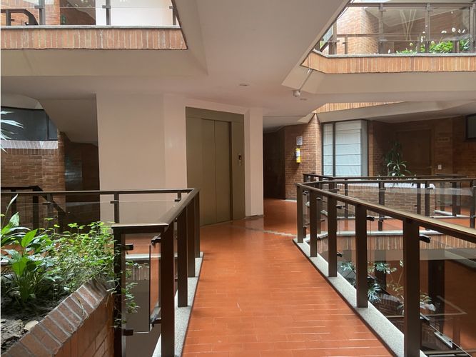 Apartamento de 3 alcobas en venta en La Carolina, Bogotá, 208 m² · foto 22 de 22