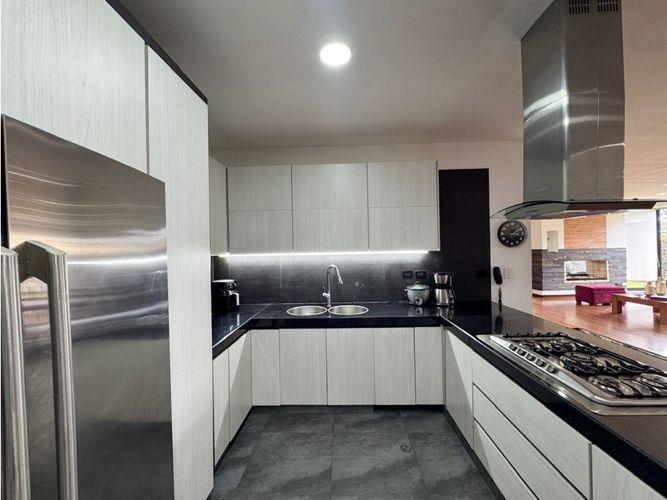 Casa de 4 alcobas en venta en Rozo, Cota, 300 m² · foto 18 de 24
