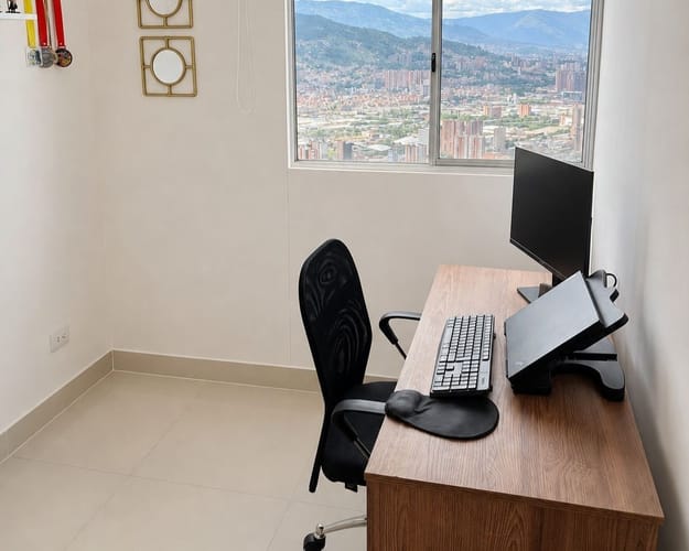 Apartamento de 3 alcobas en arriendo en Vegas De La Doctora, Sabaneta, 59 m² · foto 7 de 11