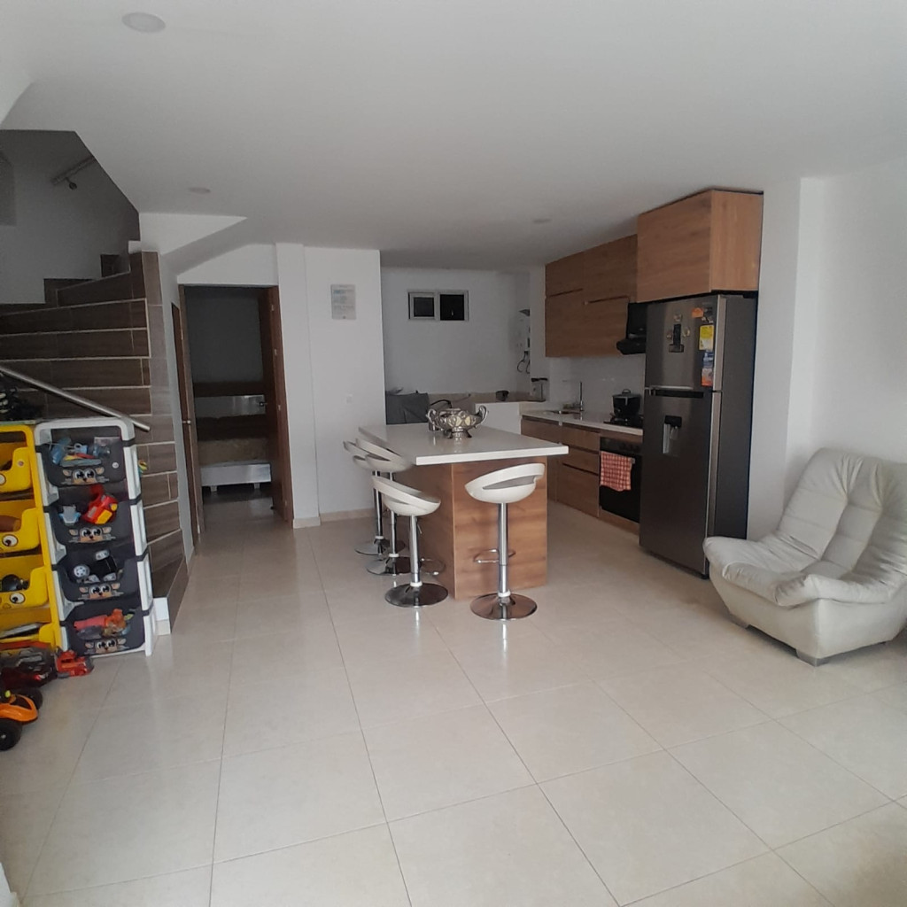 Casa en venta en La Palmera, Pereira · foto 5 de 24