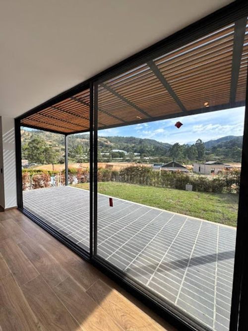Casa de 3 alcobas en venta en Puente Pelaez, El Retiro, 186 m² · foto 3 de 19