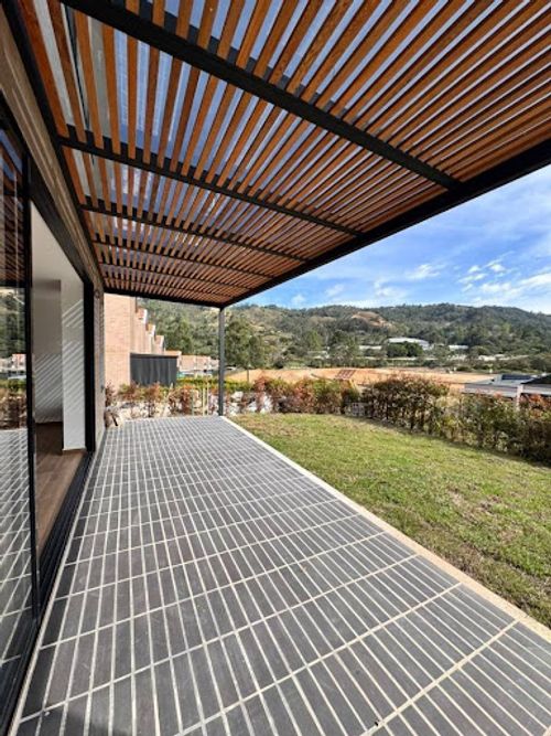 Casa de 3 alcobas en venta en Puente Pelaez, El Retiro, 186 m² · foto 4 de 19