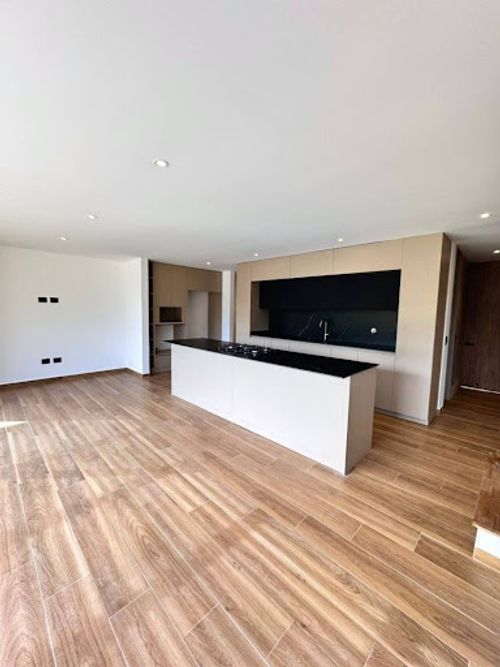 Casa de 3 alcobas en venta en Puente Pelaez, El Retiro, 186 m² · foto 5 de 19