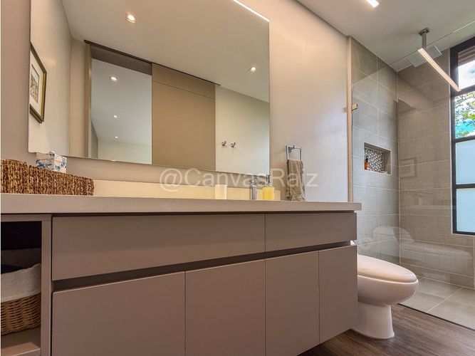 Casa de 4 alcobas en venta en Guamito, La Ceja, 372 m² · foto 24 de 24
