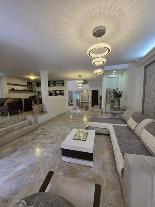 Casa de 5 alcobas en venta en El Ingenio, Cali, 440 m² · foto 4 de 8