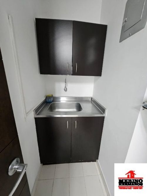 Oficina en arriendo en Los Balsos, Medellín, 50 m² · foto 12 de 13