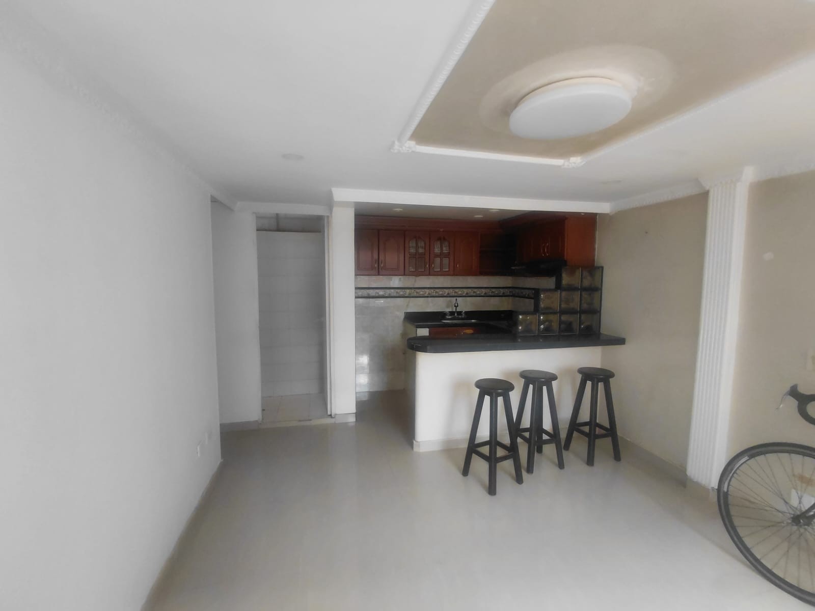 Casa en venta en Alamos, Bogotá · foto 3 de 24