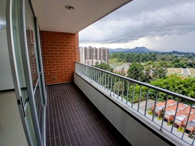 Apartamento de 3 alcobas en arriendo en Rionegro, 78 m² · foto 2 de 24