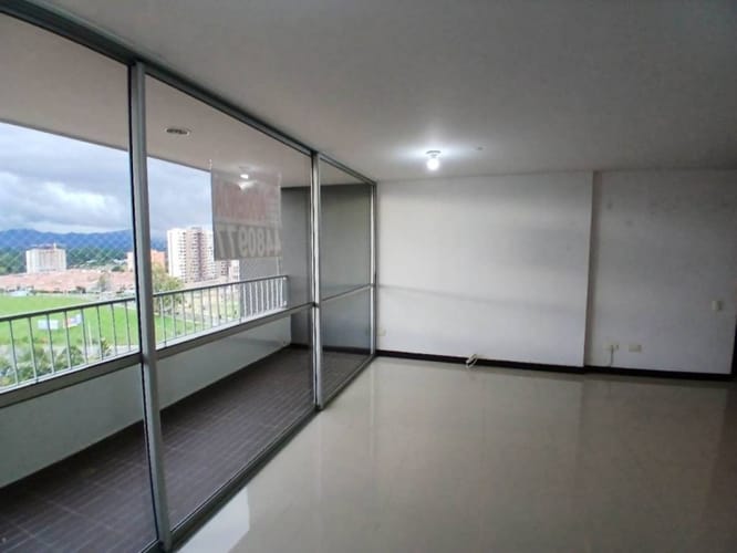 Apartamento de 3 alcobas en arriendo en Rionegro, 78 m² · foto 3 de 24