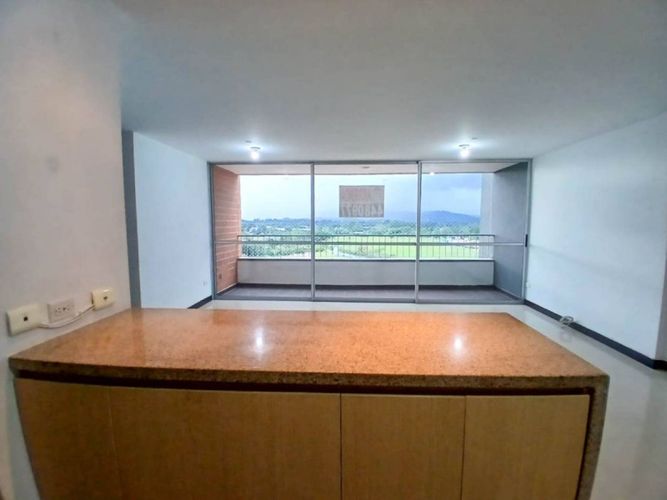 Apartamento de 3 alcobas en arriendo en Rionegro, 78 m² · foto 5 de 24