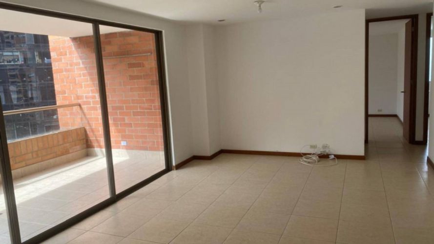 Apartamento de 1 alcoba en arriendo en Los Balsos, Medellín, 55 m² · foto 5 de 13