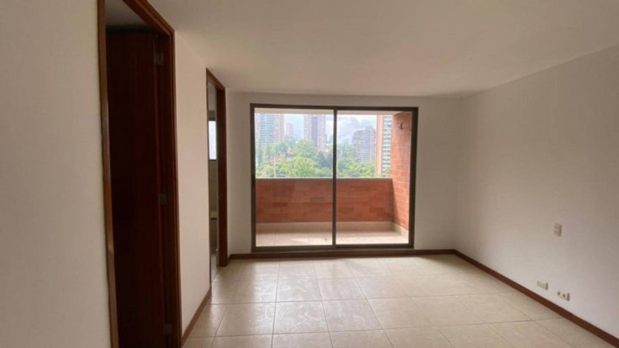 Apartamento de 1 alcoba en arriendo en Los Balsos, Medellín, 55 m² · foto 10 de 13