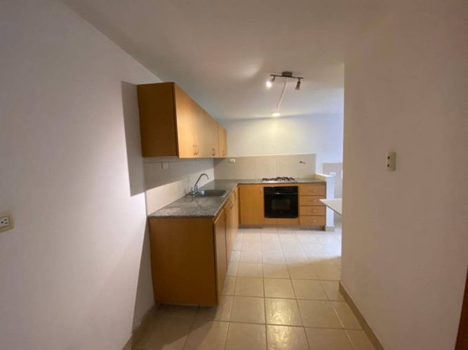 Apartamento de 1 alcoba en arriendo en Los Balsos, Medellín, 55 m² · foto 12 de 13