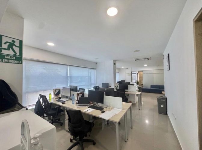 Oficina en venta en Manga, Cartagena, 157 m² · foto 3 de 8