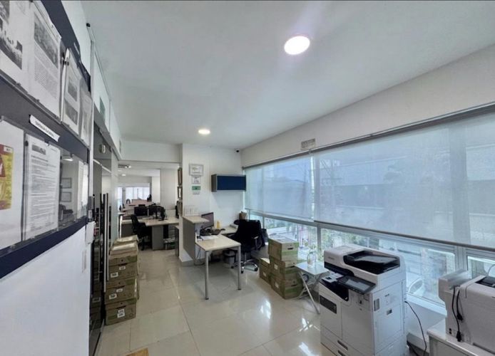 Oficina en venta en Manga, Cartagena, 157 m² · foto 5 de 8