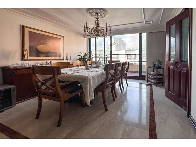 Apartamento de 4 alcobas en venta en La Calleja, Bogotá, 316 m² · foto 3 de 20