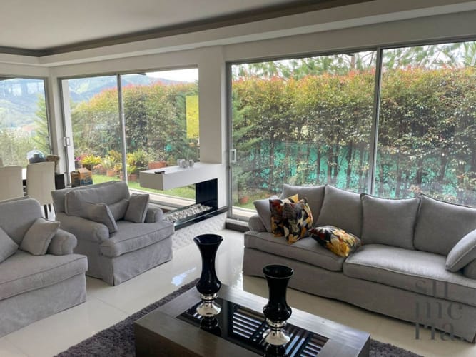 Casa de 5 alcobas en venta en Pantanillo, El Retiro, 390 m² · foto 2 de 17
