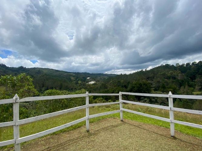 Lote en venta en Guarne, 100 m² · foto 8 de 13
