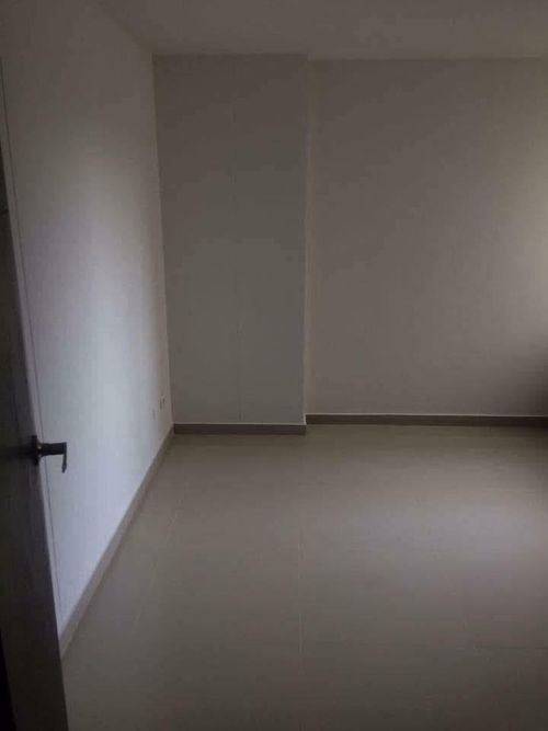 Apartamento de 2 alcobas en venta en Piedra Pintada, Ibagué, 53 m² · foto 3 de 6