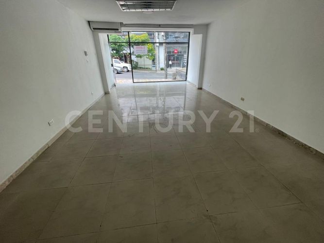 Casa de 9 alcobas en venta en Granada, Cali, 400 m² · foto 4 de 24