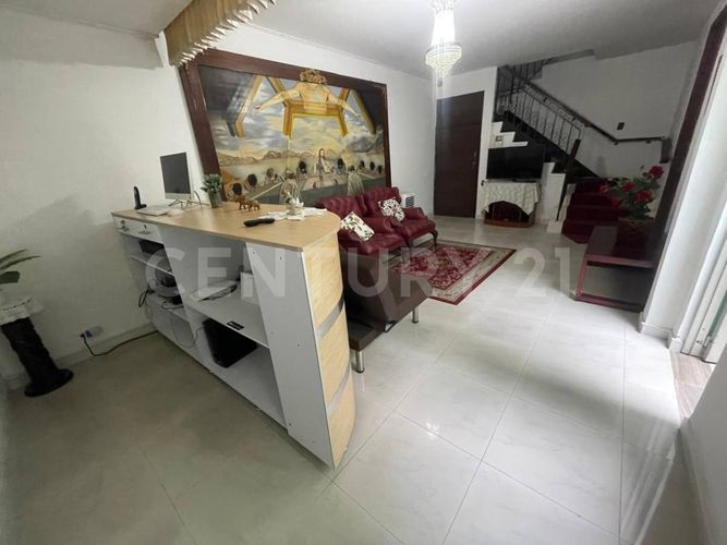 Casa de 9 alcobas en venta en Granada, Cali, 400 m² · foto 6 de 24