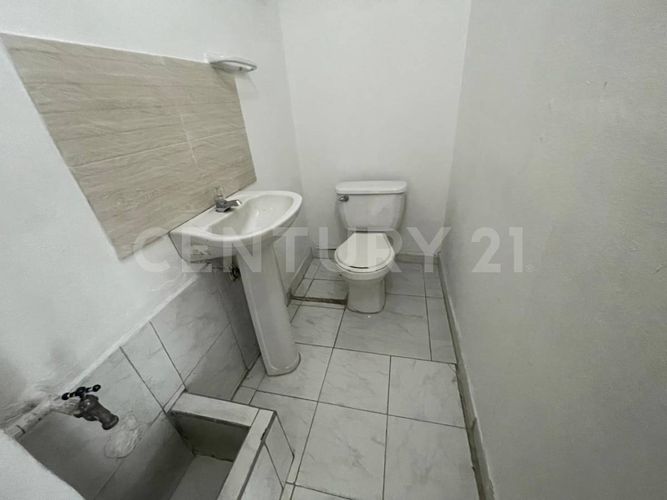 Casa de 9 alcobas en venta en Granada, Cali, 400 m² · foto 13 de 24