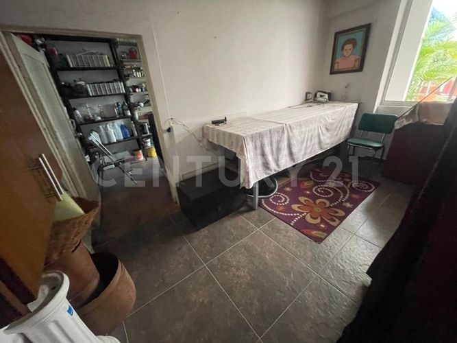Casa de 9 alcobas en venta en Granada, Cali, 400 m² · foto 14 de 24