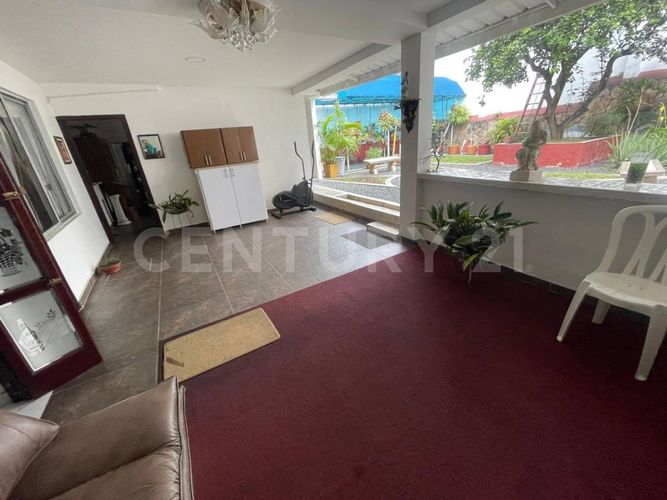Casa de 9 alcobas en venta en Granada, Cali, 400 m² · foto 16 de 24