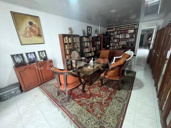 Casa de 9 alcobas en venta en Granada, Cali, 400 m² · foto 20 de 24