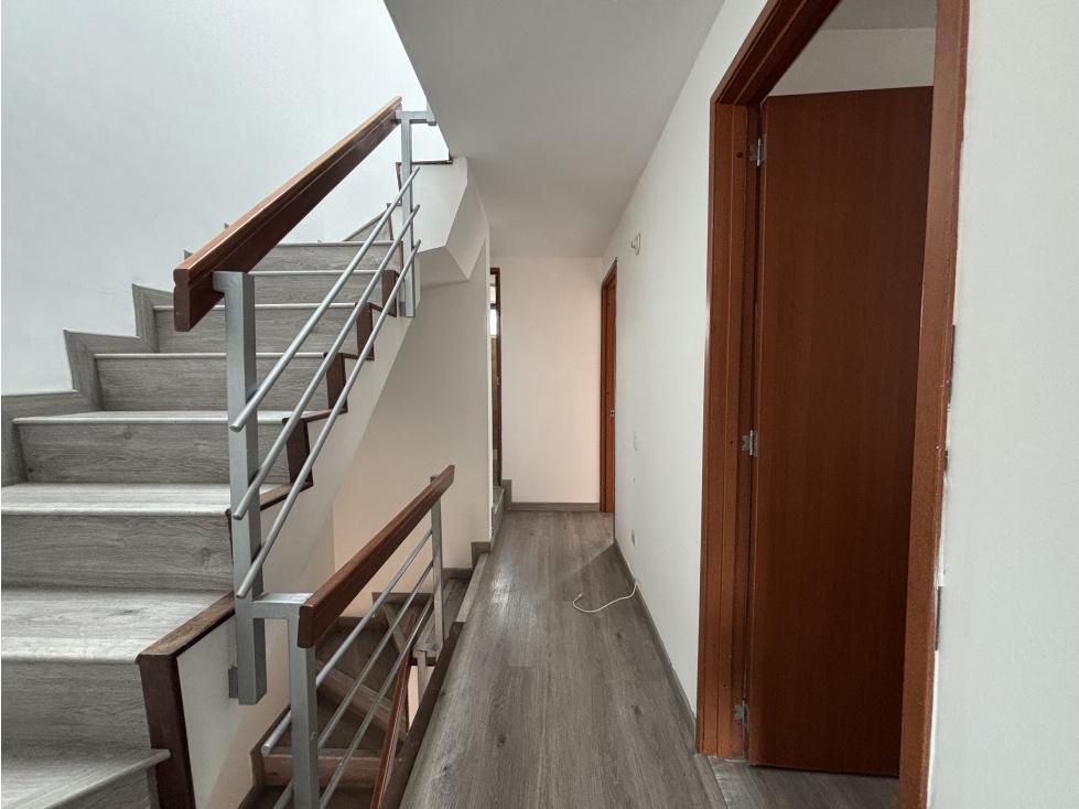 Casa en venta en Colina Campestre, Bogotá · foto 4 de 24