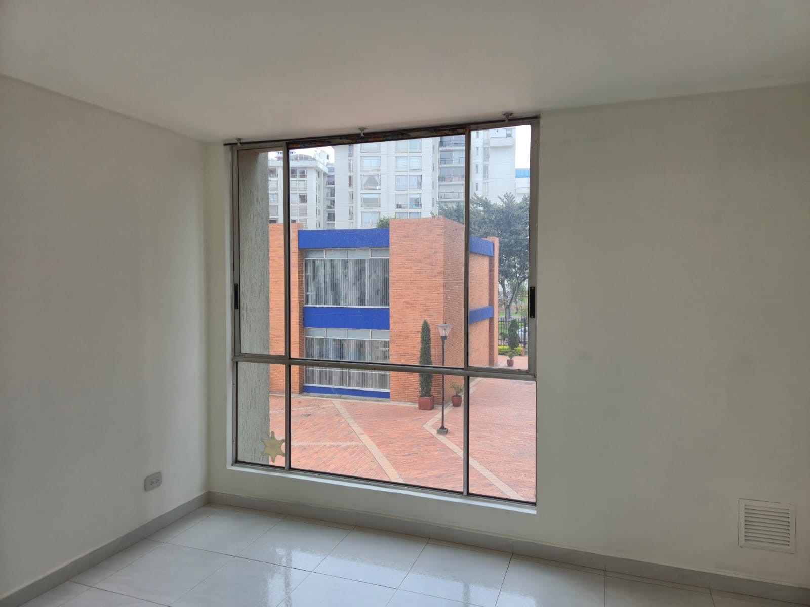 Apartamento en venta en Ciudad Salitre, Bogotá · foto 7 de 15