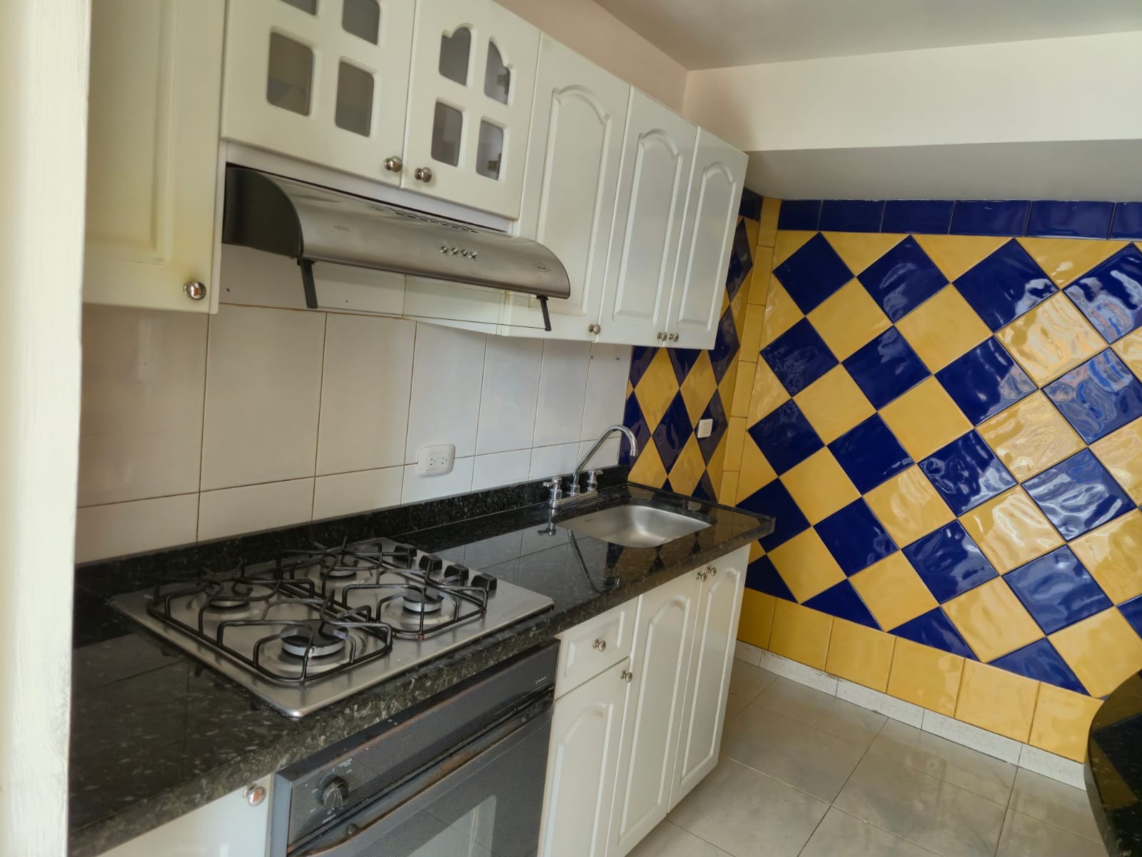 Apartamento en venta en Ciudad Salitre, Bogotá · foto 10 de 15
