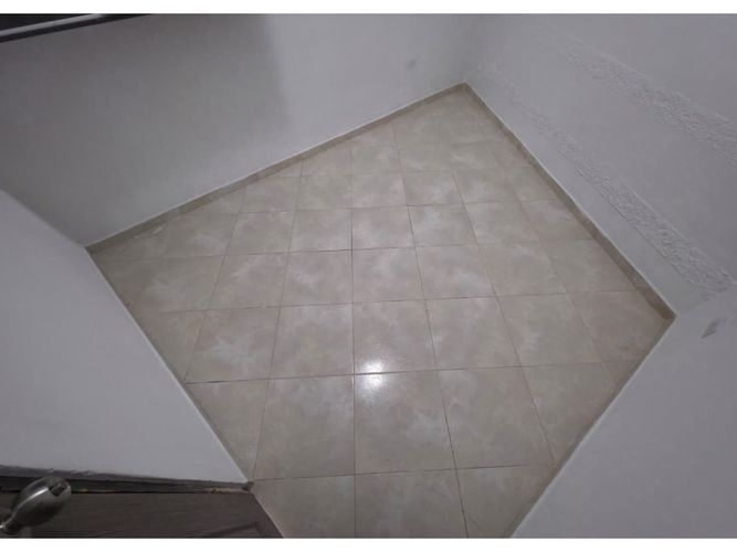 Apartaestudio en arriendo en Pablo Escobar La Milagrosa, Medellín, 37 m² · foto 8 de 11