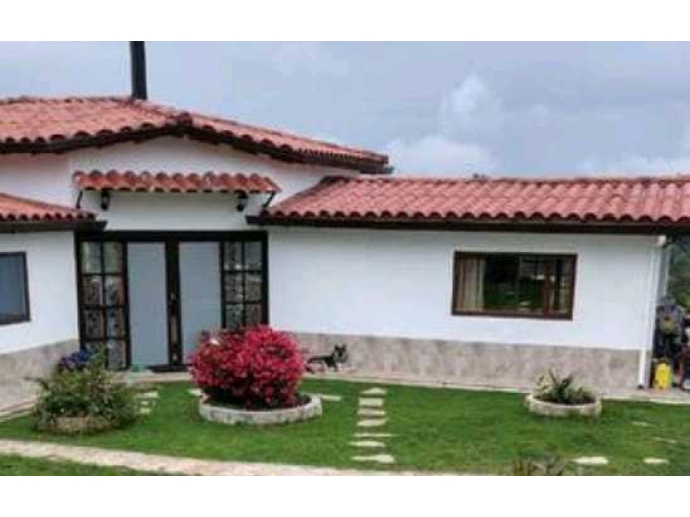 House for rent in Yerbabuena, Chía