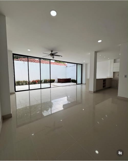 Casa de 4 alcobas en venta en Bello Horizonte, Jamundí, 280 m² · foto 2 de 9