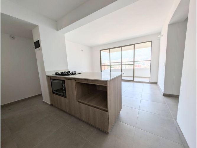 Apartamento de 3 alcobas en venta en Santa Ana, Bello, 68 m² · foto 3 de 12