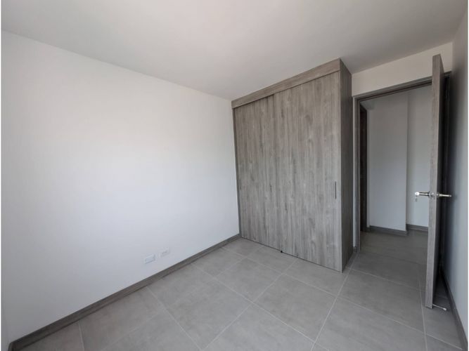 Apartamento de 3 alcobas en venta en Santa Ana, Bello, 68 m² · foto 9 de 12